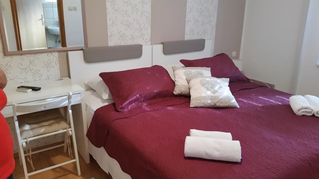 Guest Accomodation Zura Skradin Luaran gambar