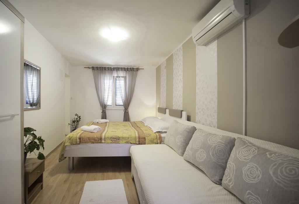 Guest Accomodation Zura Skradin Luaran gambar